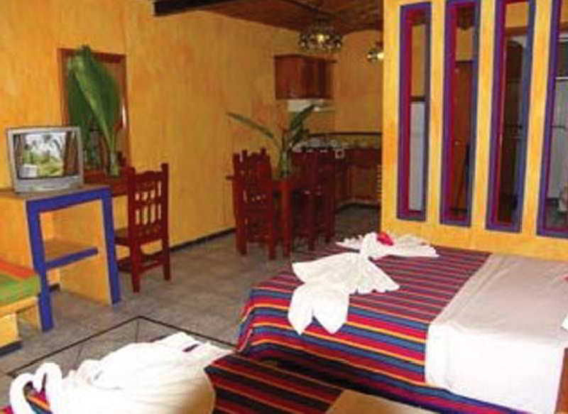 Hotel Y Suites Mar Y Sol Rincon de Guayabitos Esterno foto
